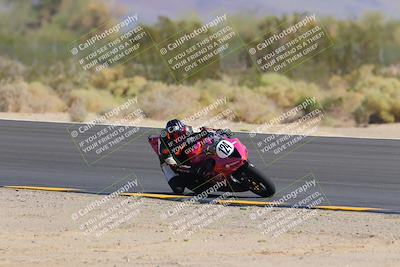 media/Oct-08-2022-SoCal Trackdays (Sat) [[1fc3beec89]]/Turn 10 (945am)/